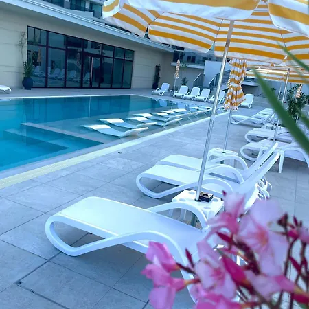 Апартаменты Modern In Skyline - Sea View, Spa&parking By Flat Manаger Варна